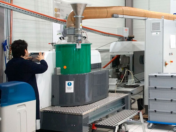 [Translate to Russisch:] Biologische Saatguthygienisierung mit dem HySeed bio 